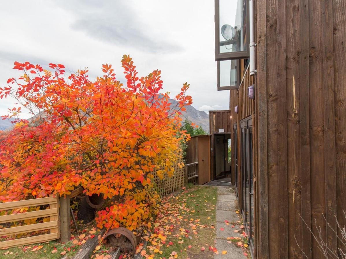 Crows Nest - Queenstown Holiday Home エクステリア 写真